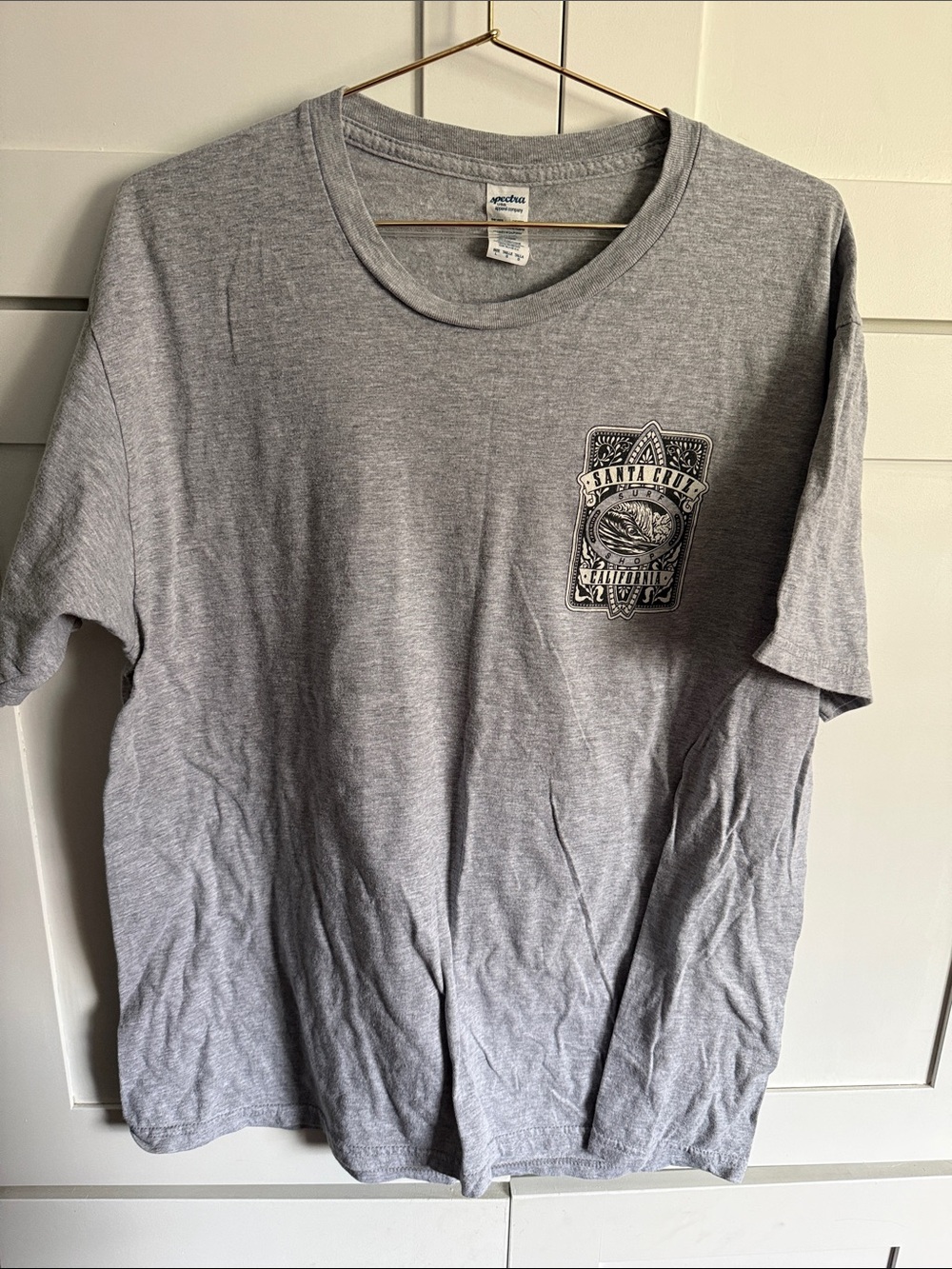 Women’s L Santa Cruz Surf Shop Gray Short Sleeve Graphic Tee